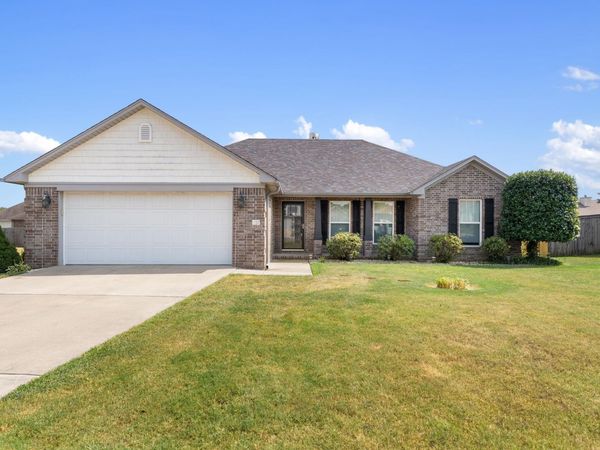 12 Lapis Cv, Greenbrier, AR 72058