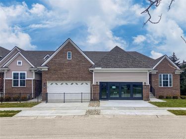9977 Crossview Trail , Unit 139, Hartland Township, Mi 48855