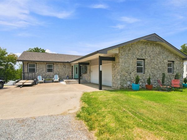 46 Bluff , Adair, OK 74330
