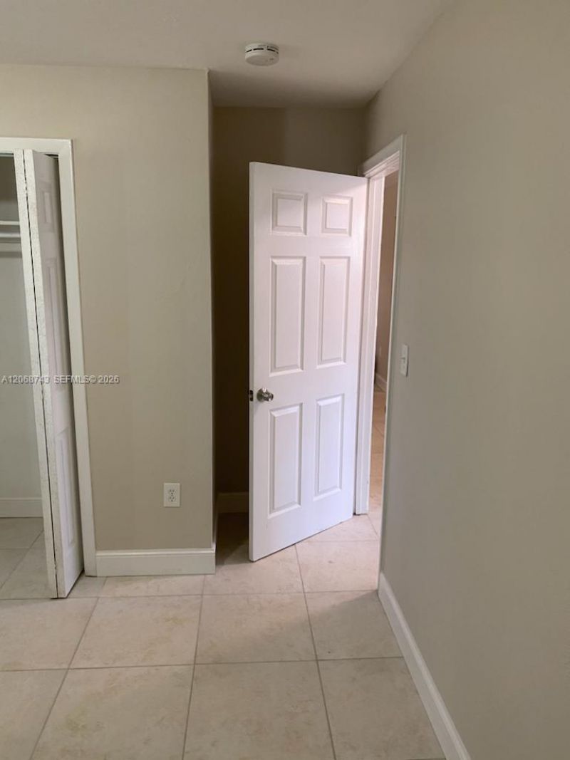 2416 NW 79th Ter , Unit 2418, Miami, FL 33147 Photo