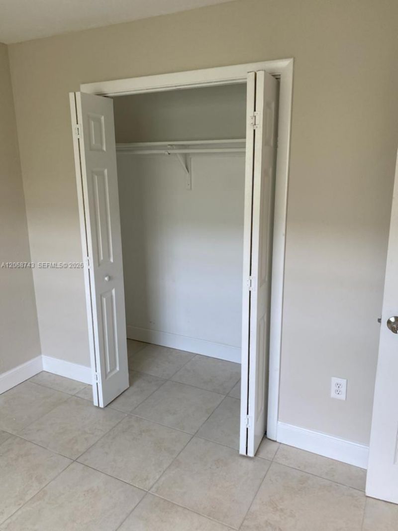 2416 NW 79th Ter , Unit 2418, Miami, FL 33147 Photo