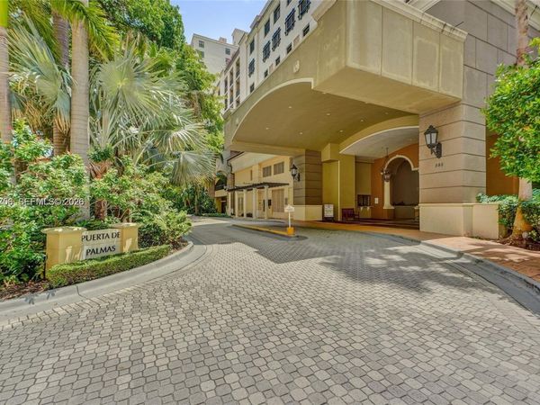 888 S Douglas Rd, Unit 304, Coral Gables, FL 33134