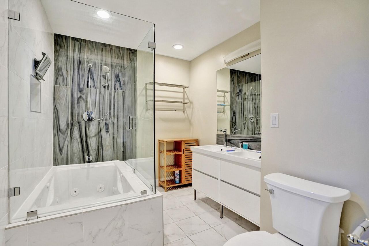 1016 Harrison Street, Hollywood, FL 33019 Photo
