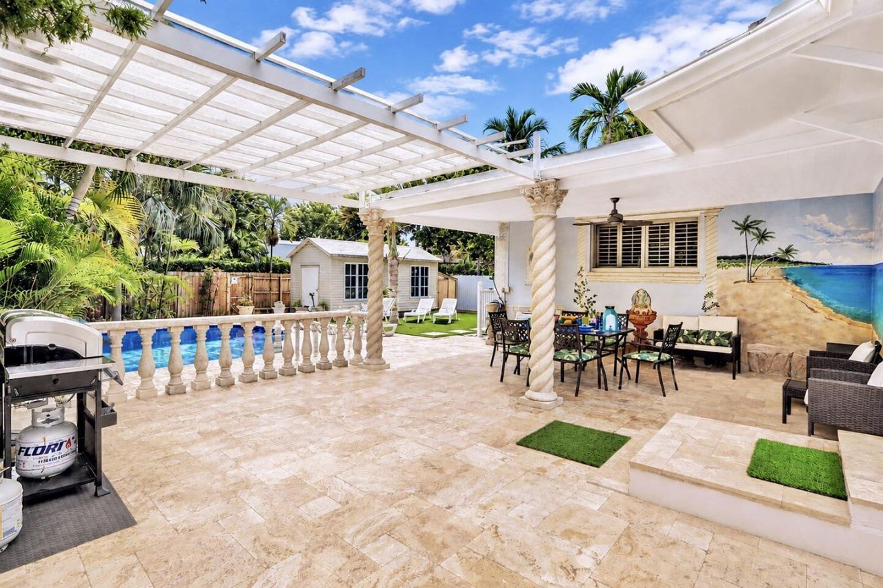 1016 Harrison Street, Hollywood, FL 33019 Photo