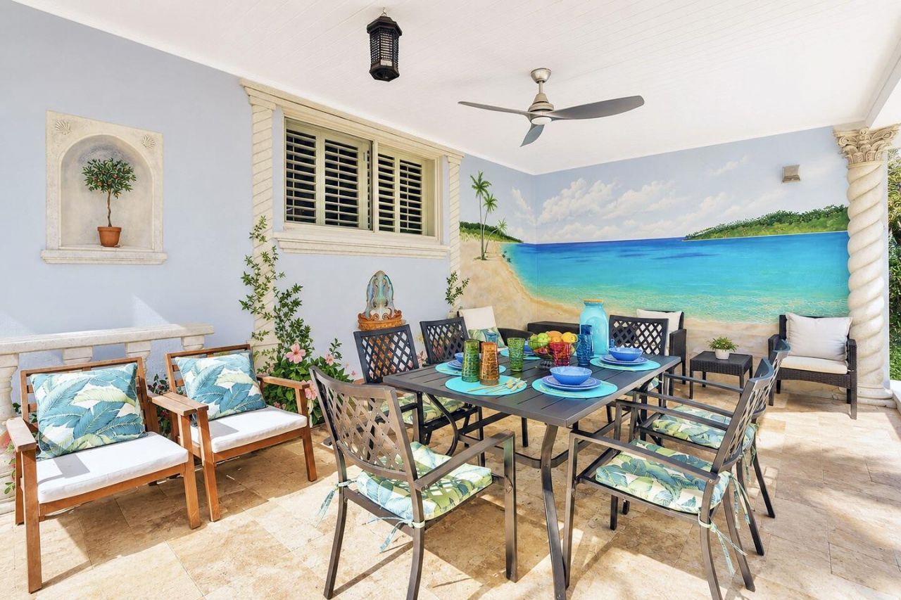 1016 Harrison Street, Hollywood, FL 33019 Photo