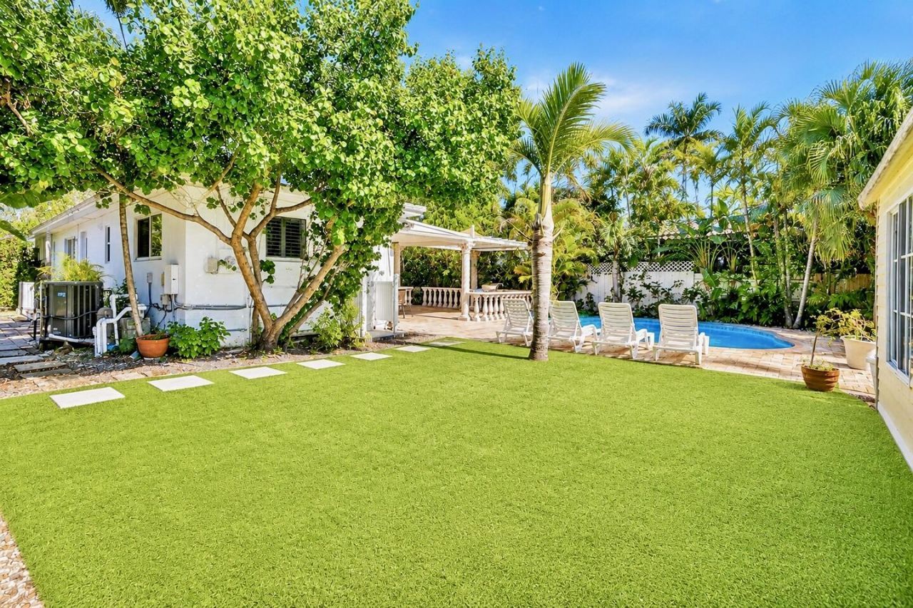 1016 Harrison Street, Hollywood, FL 33019 Photo