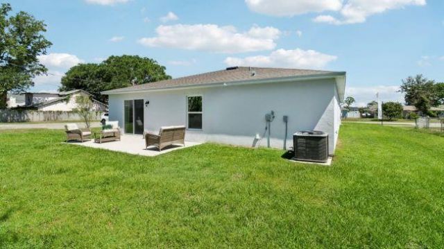 Tbd Tulip Drive, Sebastian, FL 32958 Photo