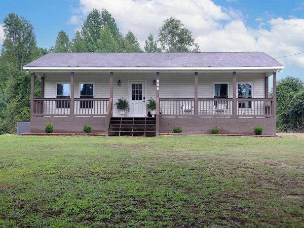 582 Allen Loop, Tuscumbia, AL 35674