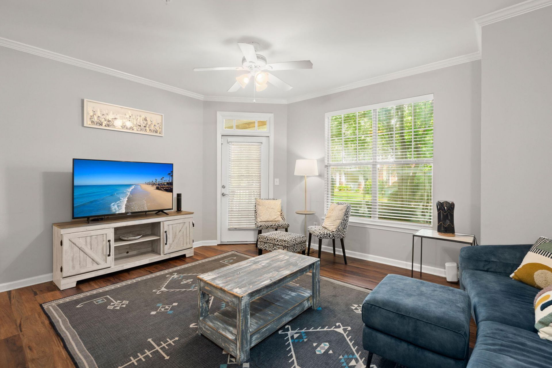 45 Sycamore Avenue Photo 1