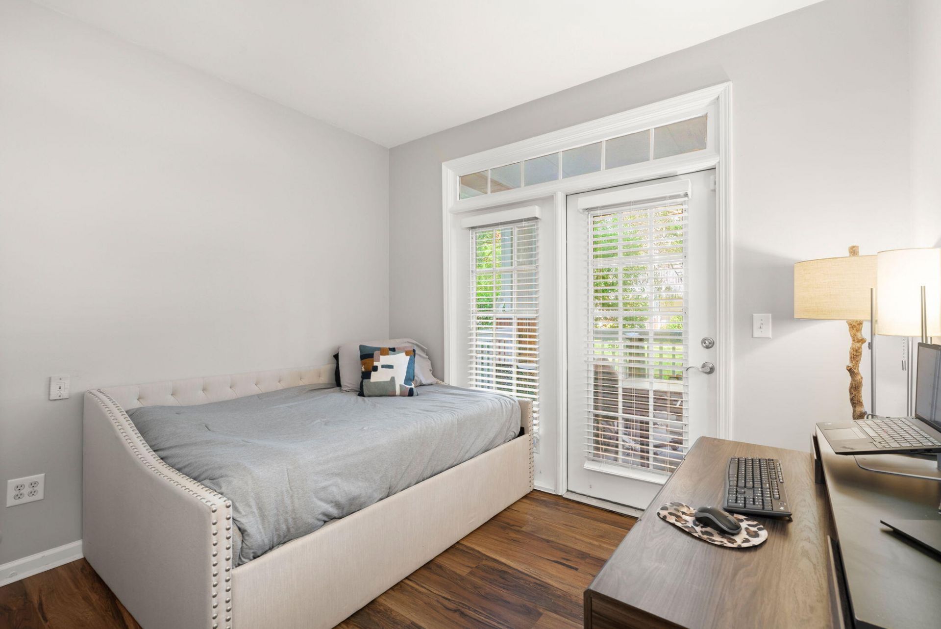 45 Sycamore Avenue Photo 13