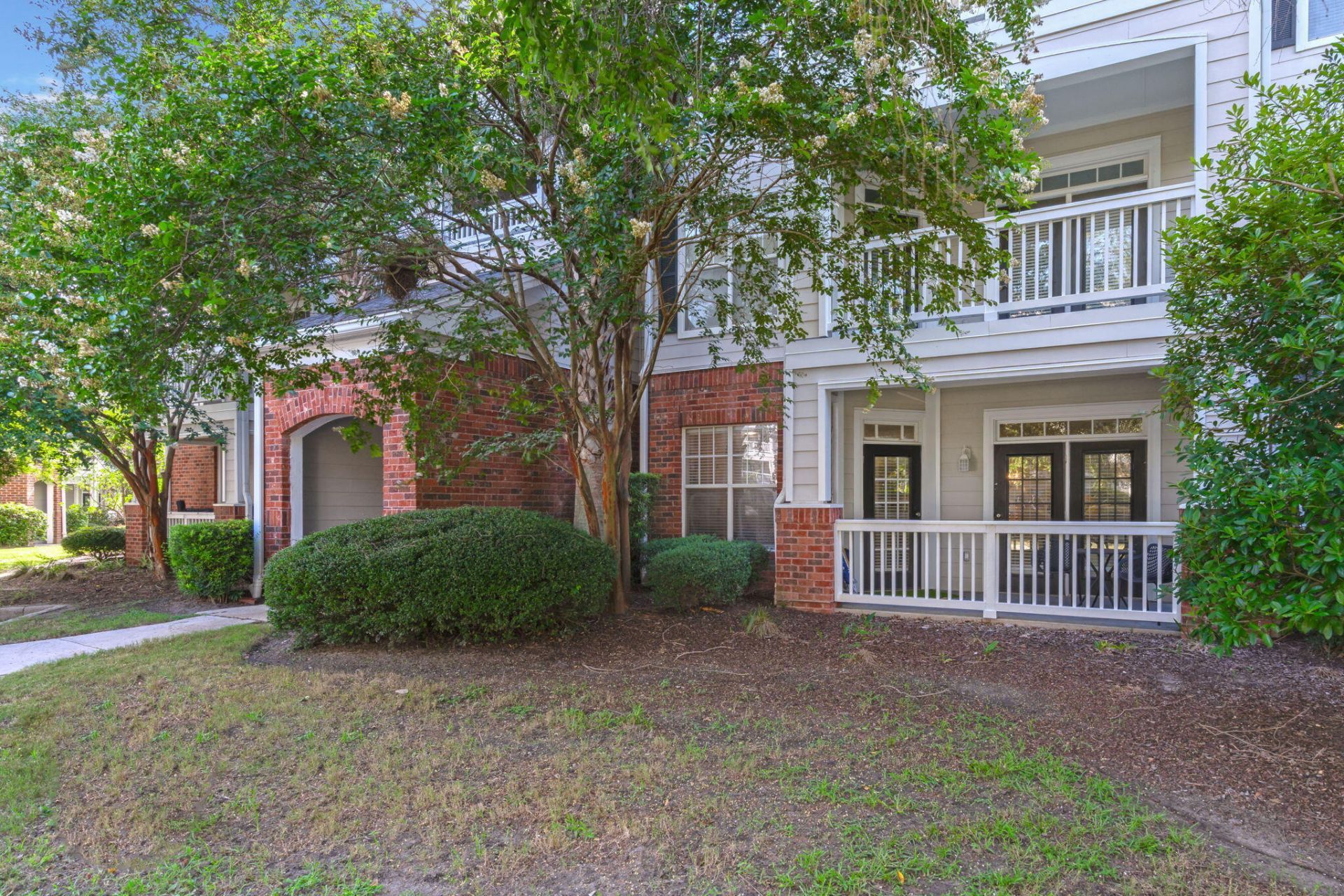 45 Sycamore Avenue Photo 21