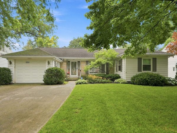 2211 Indian Village Boulevard, Fort Wayne, IN 46809