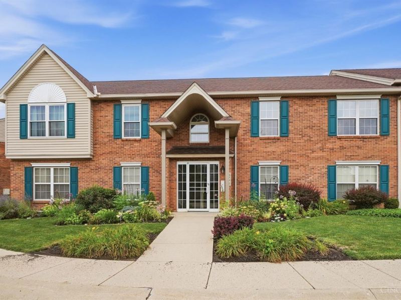 8771 Carrousel Park Circle, Unit 152, Colerain Township, OH 45251 Photo 1