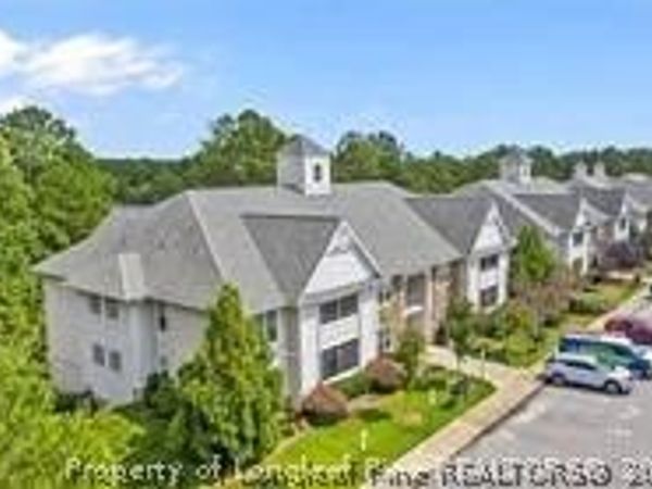 330 Gallery Dr Drive, Unit 102, Spring Lake, NC 28390