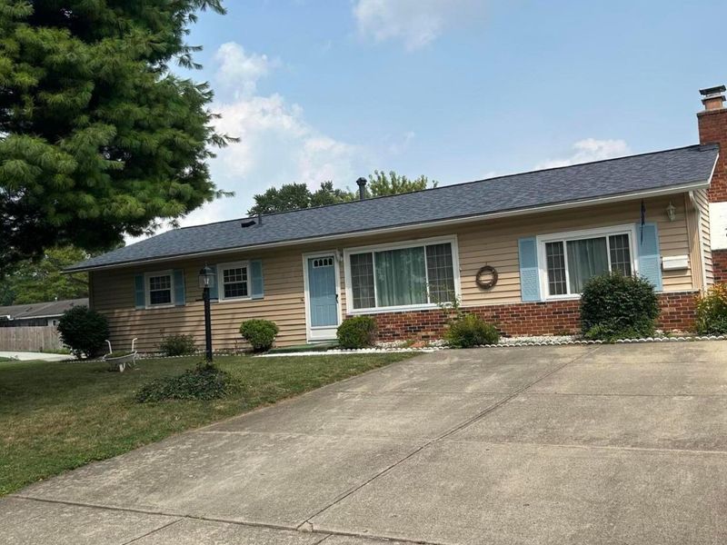 796 Gilmore Drive, Reynoldsburg, OH 43068 Photo 2