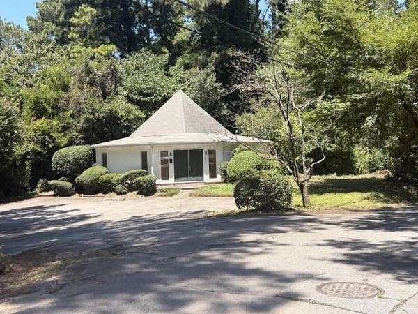 2054 Harobi Drive , Tucker, GA 30084