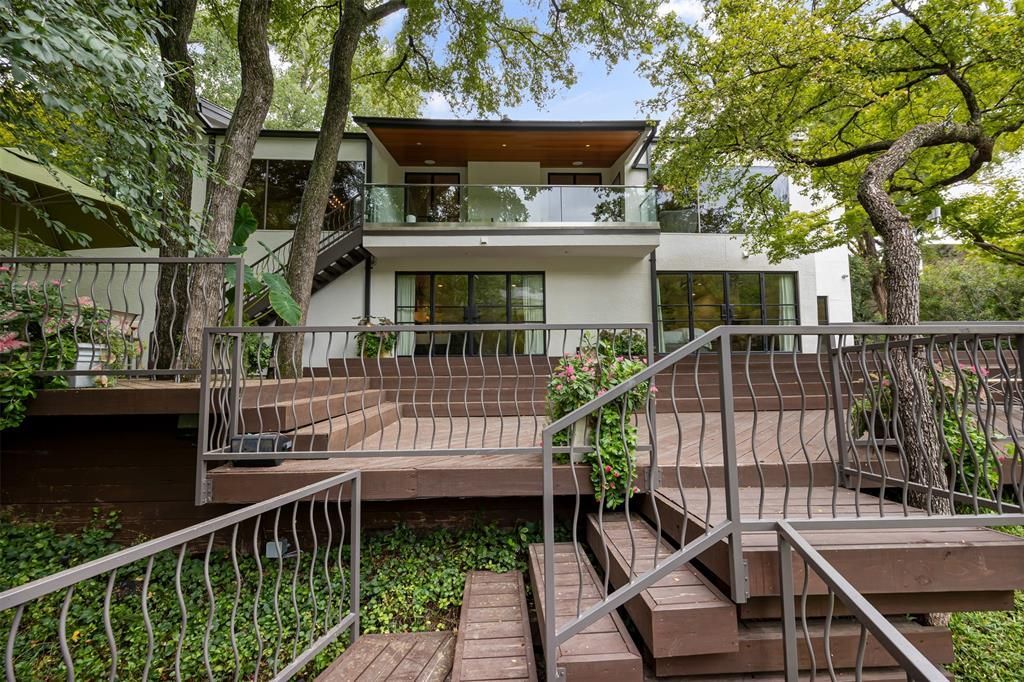 2103 Indian Creek Drive, Westover Hills, TX 76107 Main Photo
