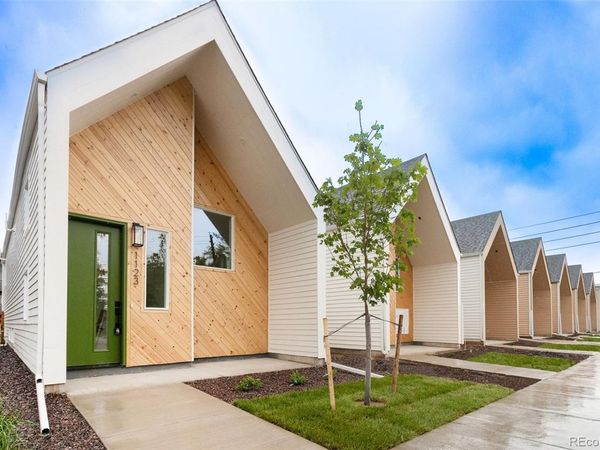 1121 S Dahlia Street, Denver, CO 80246
