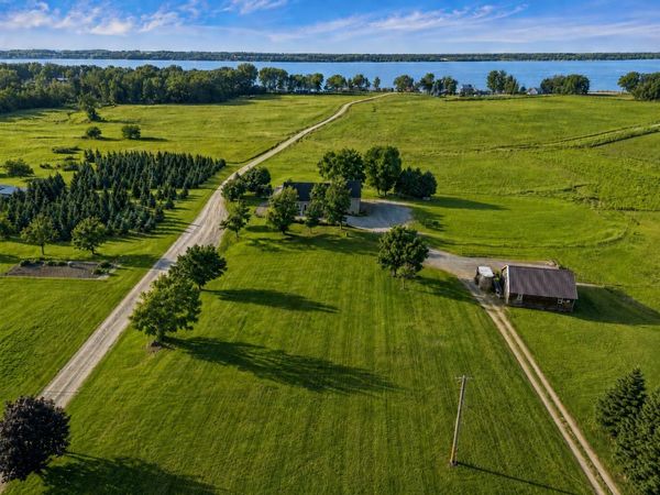 61 Campbell Bay Road, Swanton, VT 05488