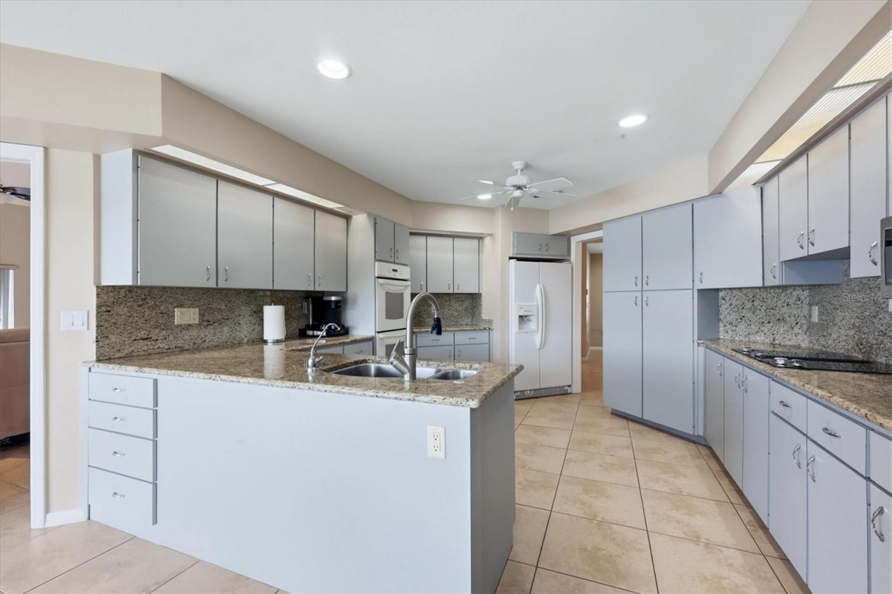 4300 Camino Madera, Sarasota, FL 34238 Photo