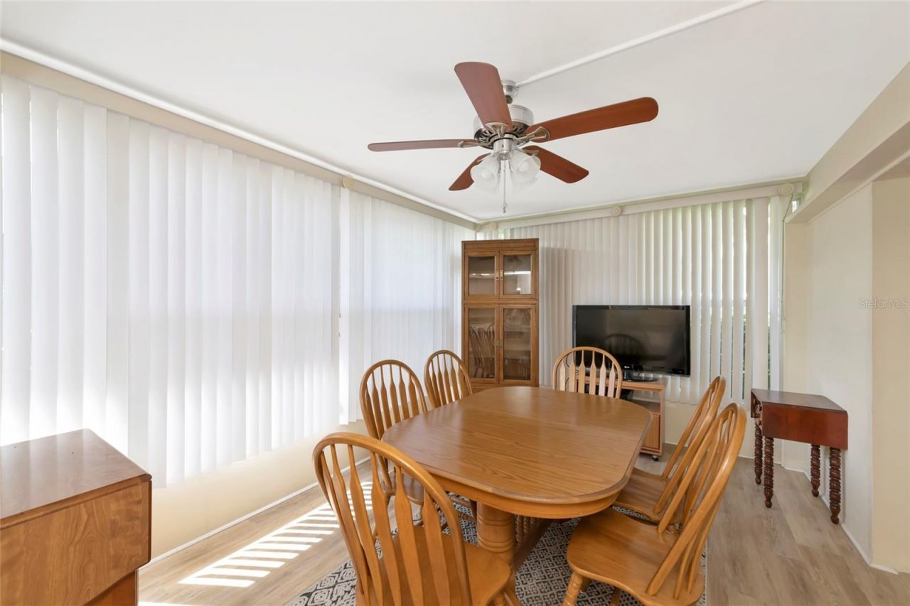 4202 Schwalbe Drive, Unit 89, Sarasota, FL 34235 Photo