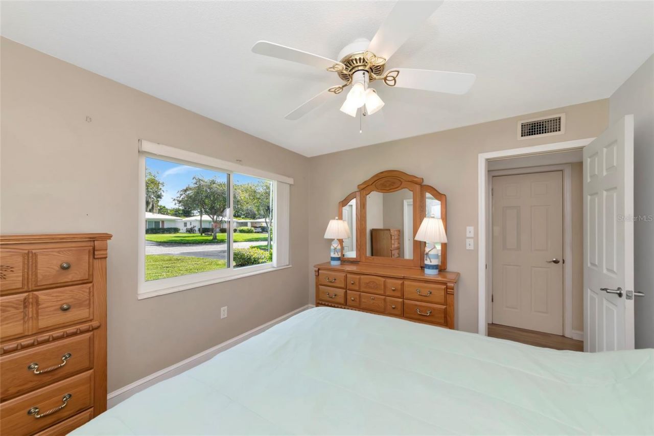 4202 Schwalbe Drive, Unit 89, Sarasota, FL 34235 Photo