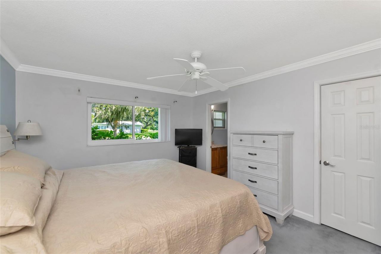 4202 Schwalbe Drive, Unit 89, Sarasota, FL 34235 Photo