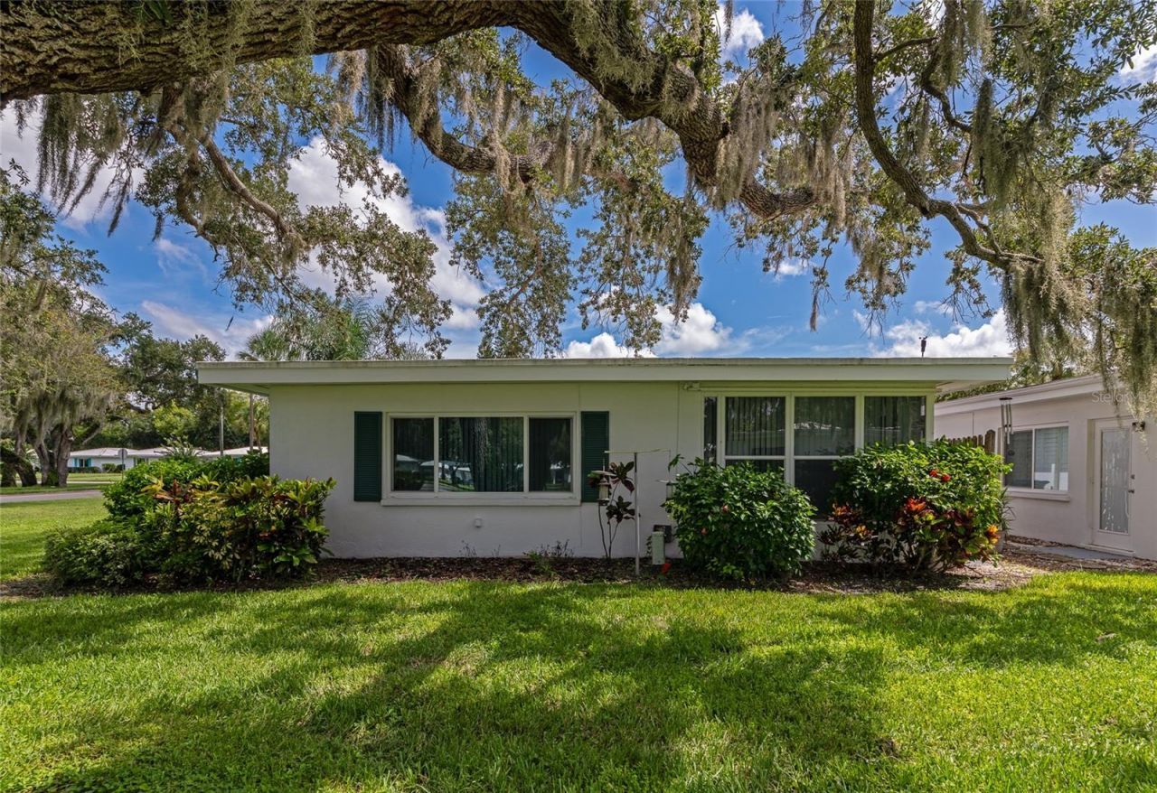 4202 Schwalbe Drive, Unit 89, Sarasota, FL 34235 Photo