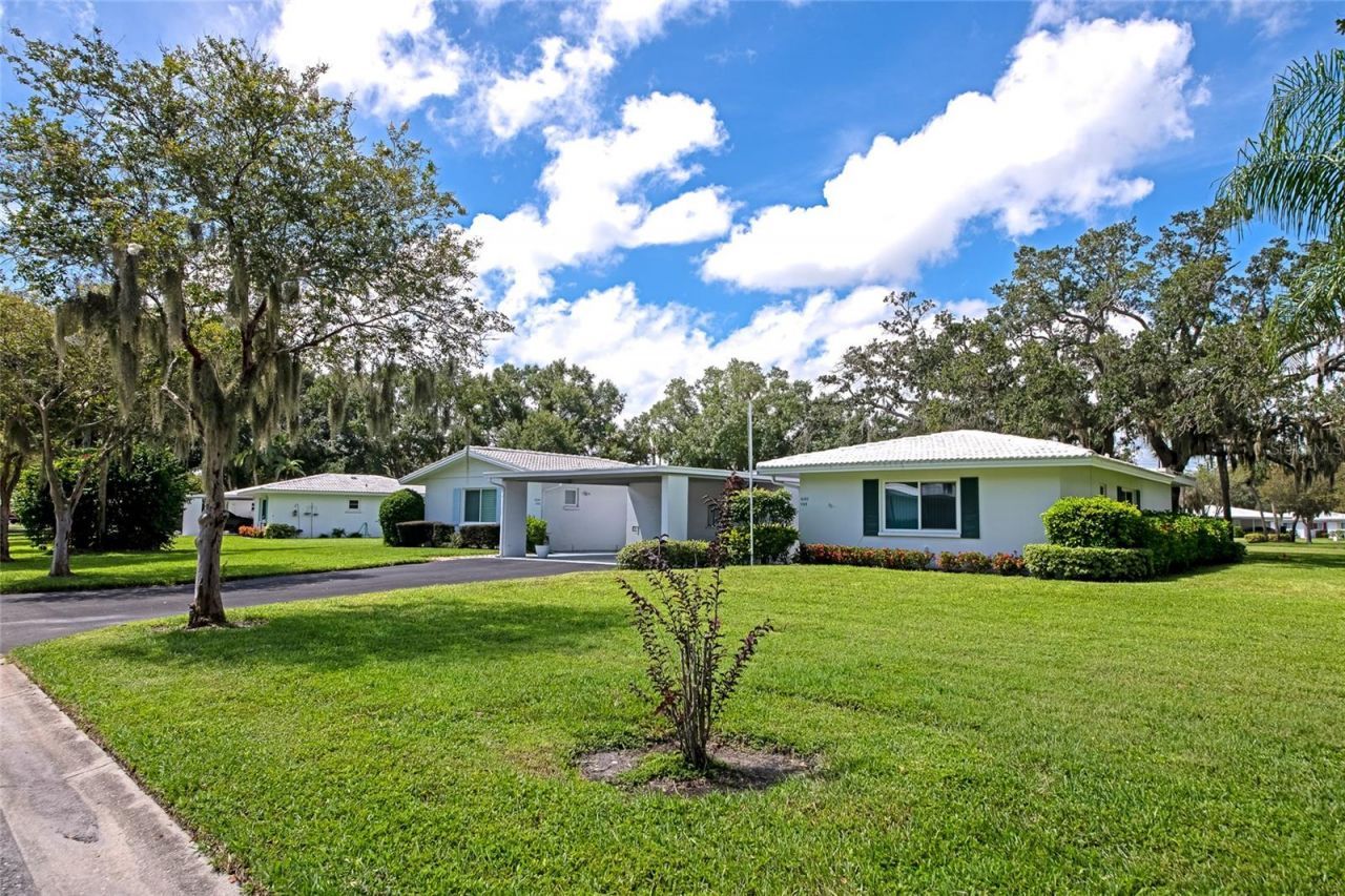 4202 Schwalbe Drive, Unit 89, Sarasota, FL 34235 Photo
