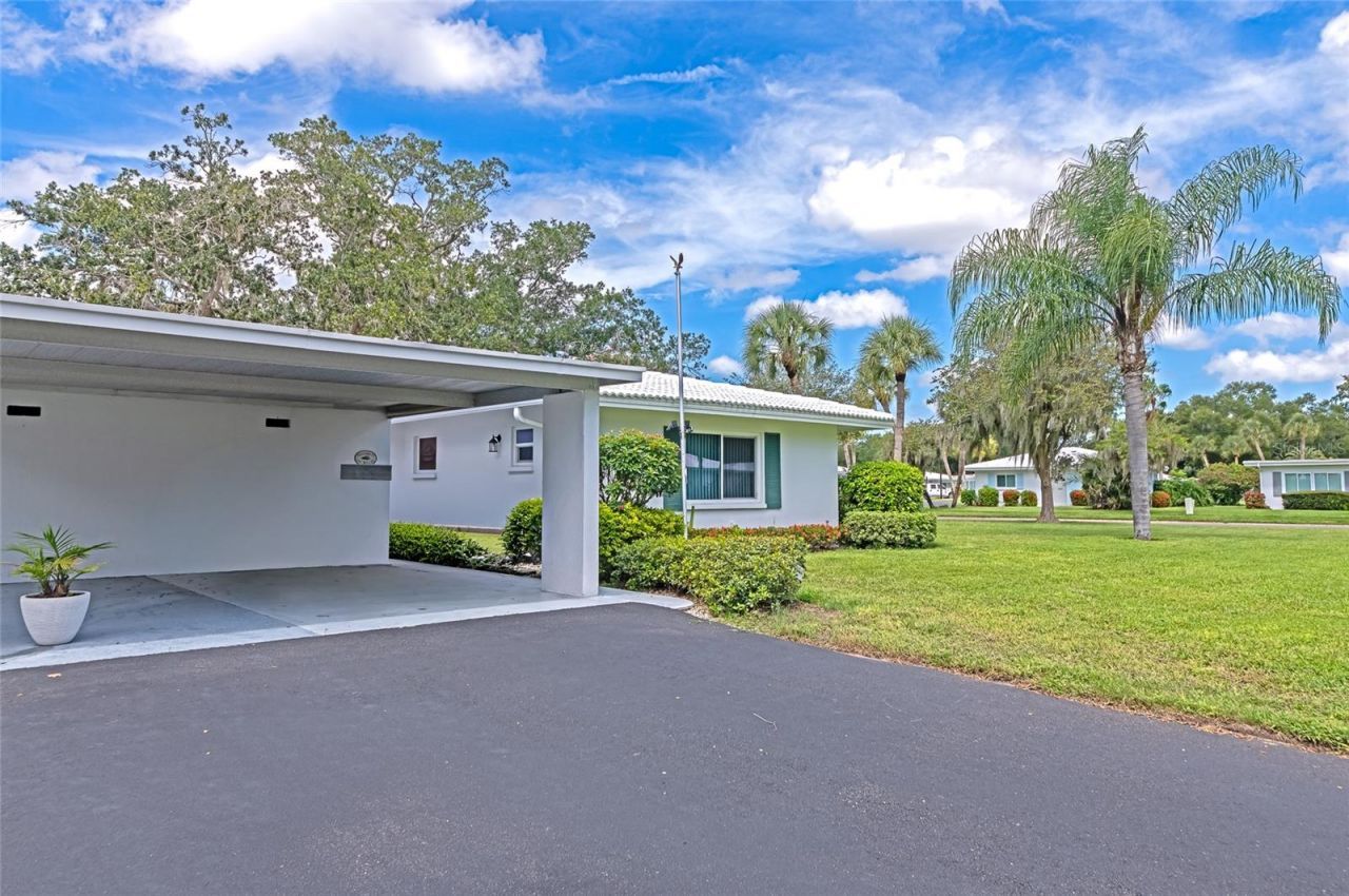 4202 Schwalbe Drive, Unit 89, Sarasota, FL 34235 Photo