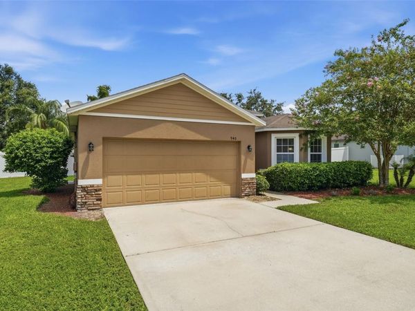 940 FALLBROOKE AVENUE , DELTONA, FL 32725
