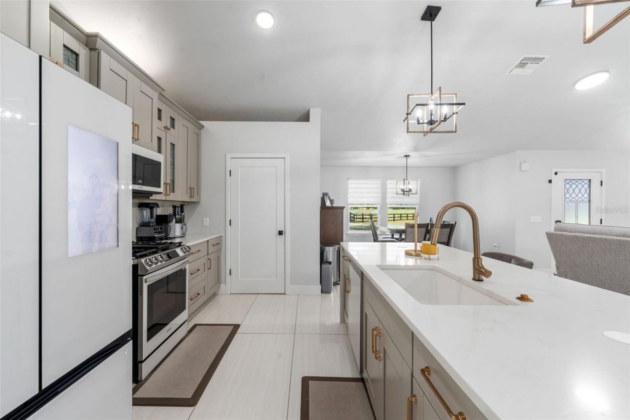 9571 NE Highway 27 Alternate, Bronson, FL 32621 Photo
