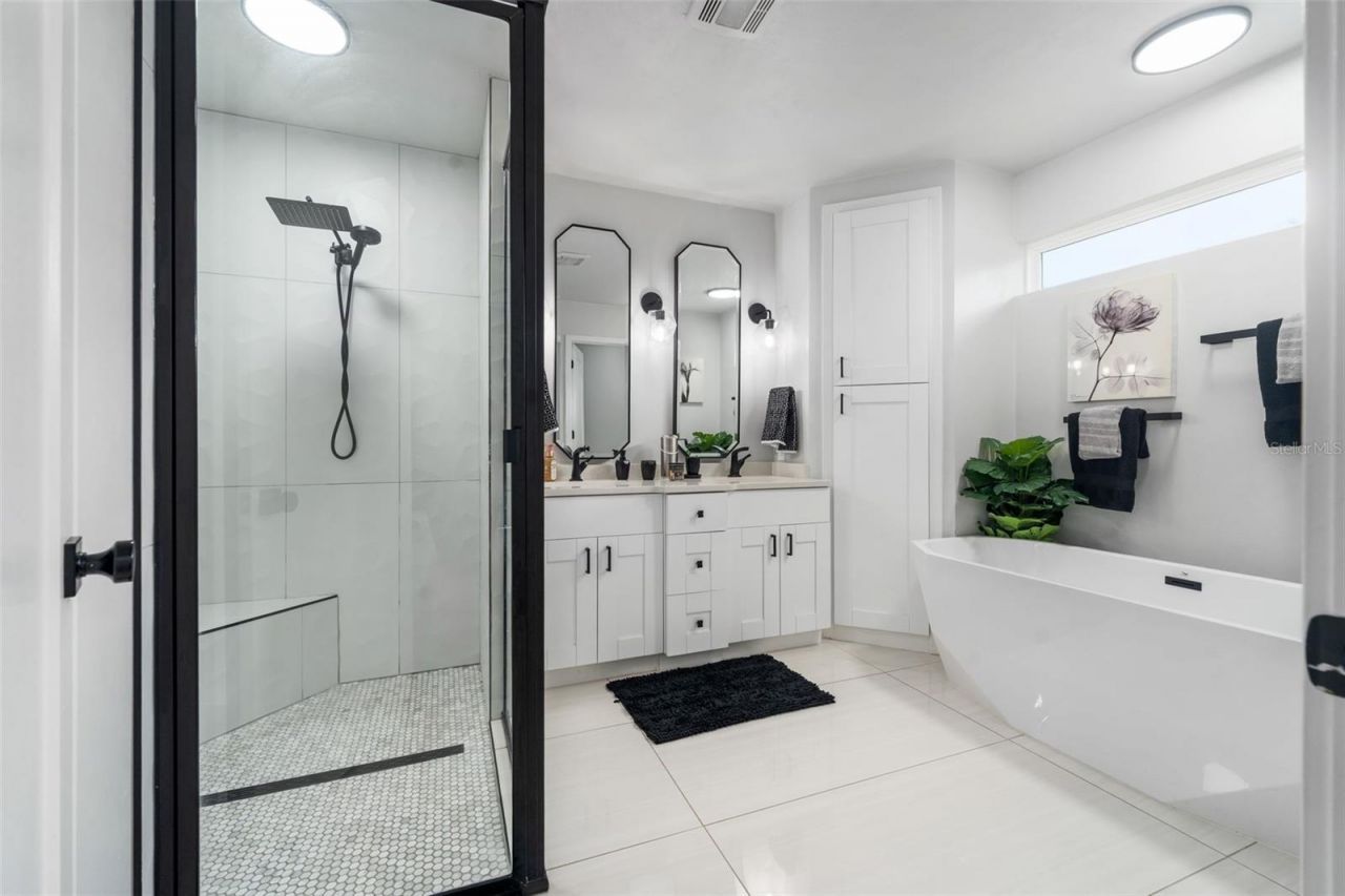 9571 NE Highway 27 Alternate, Bronson, FL 32621 Photo