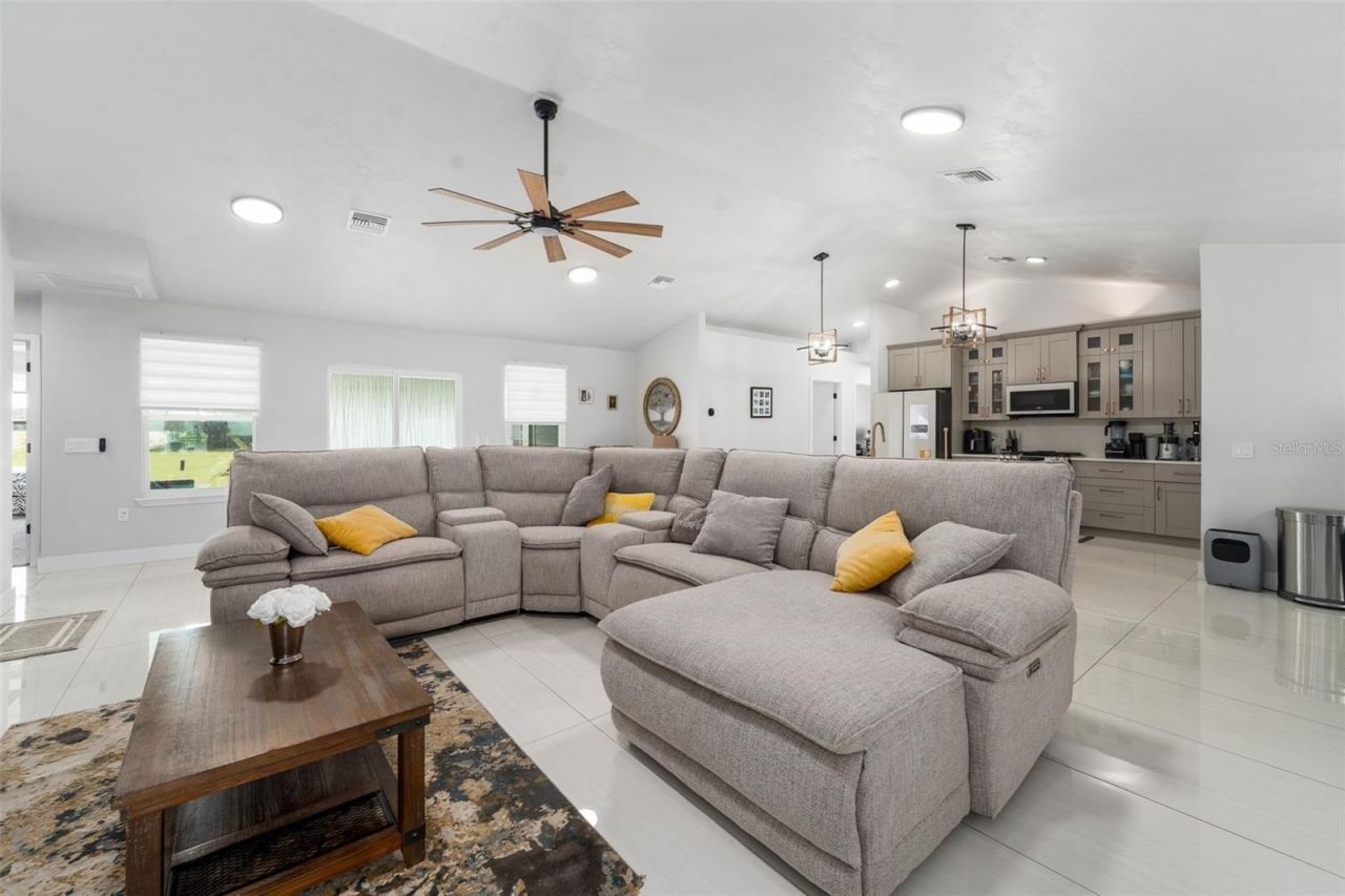 9571 NE Highway 27 Alternate, Bronson, FL 32621 Photo