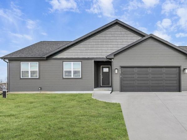 368 Dahlia Drive, Stoughton, WI 53589
