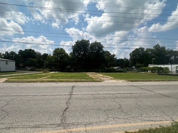 820 S Wood Drive, Okmulgee, OK 74447
