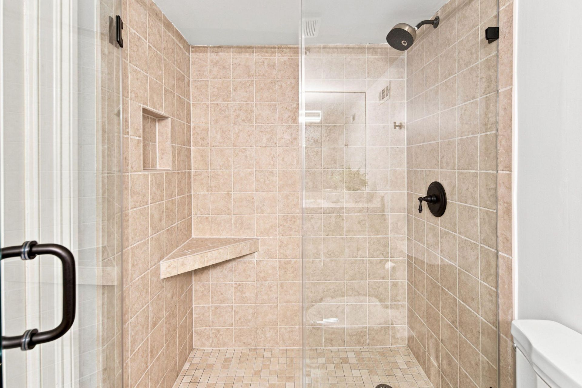 30 Anson Street Photo 112