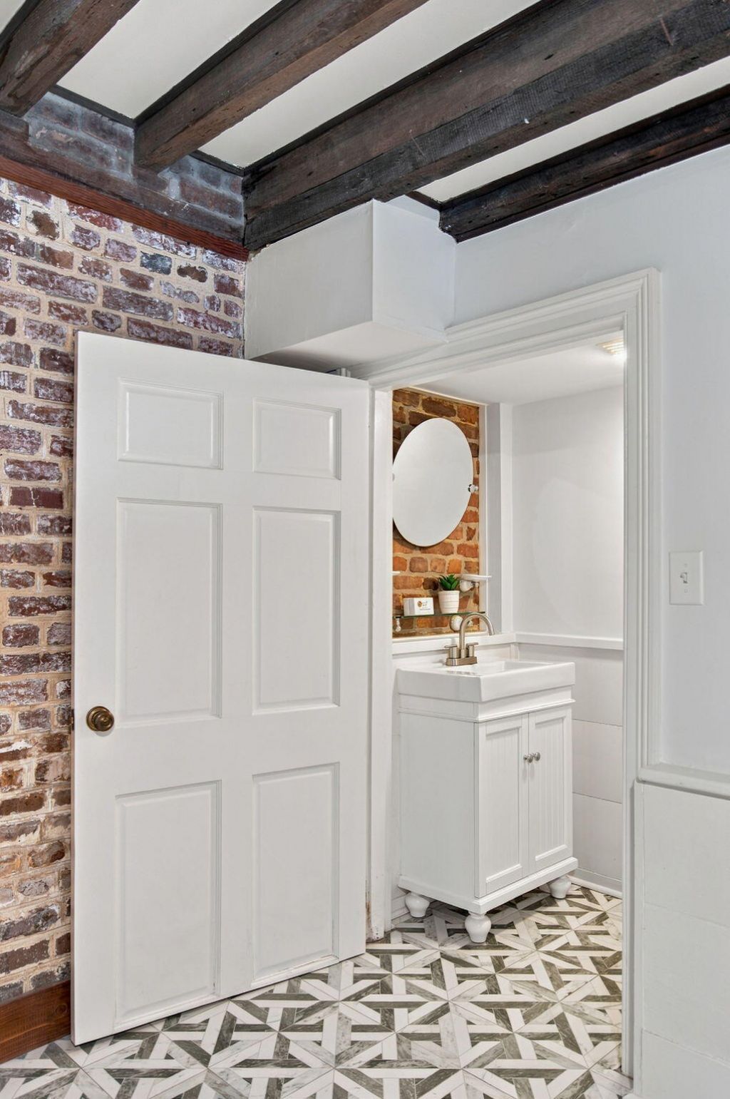 30 Anson Street Photo 98
