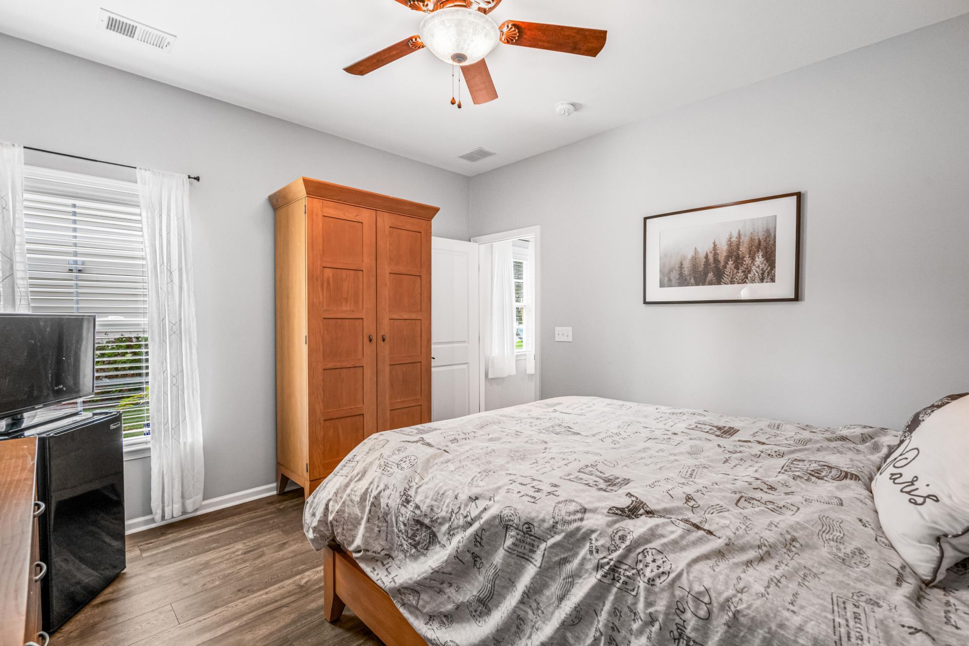 1005 Victoria Pointe Lane Photo 18