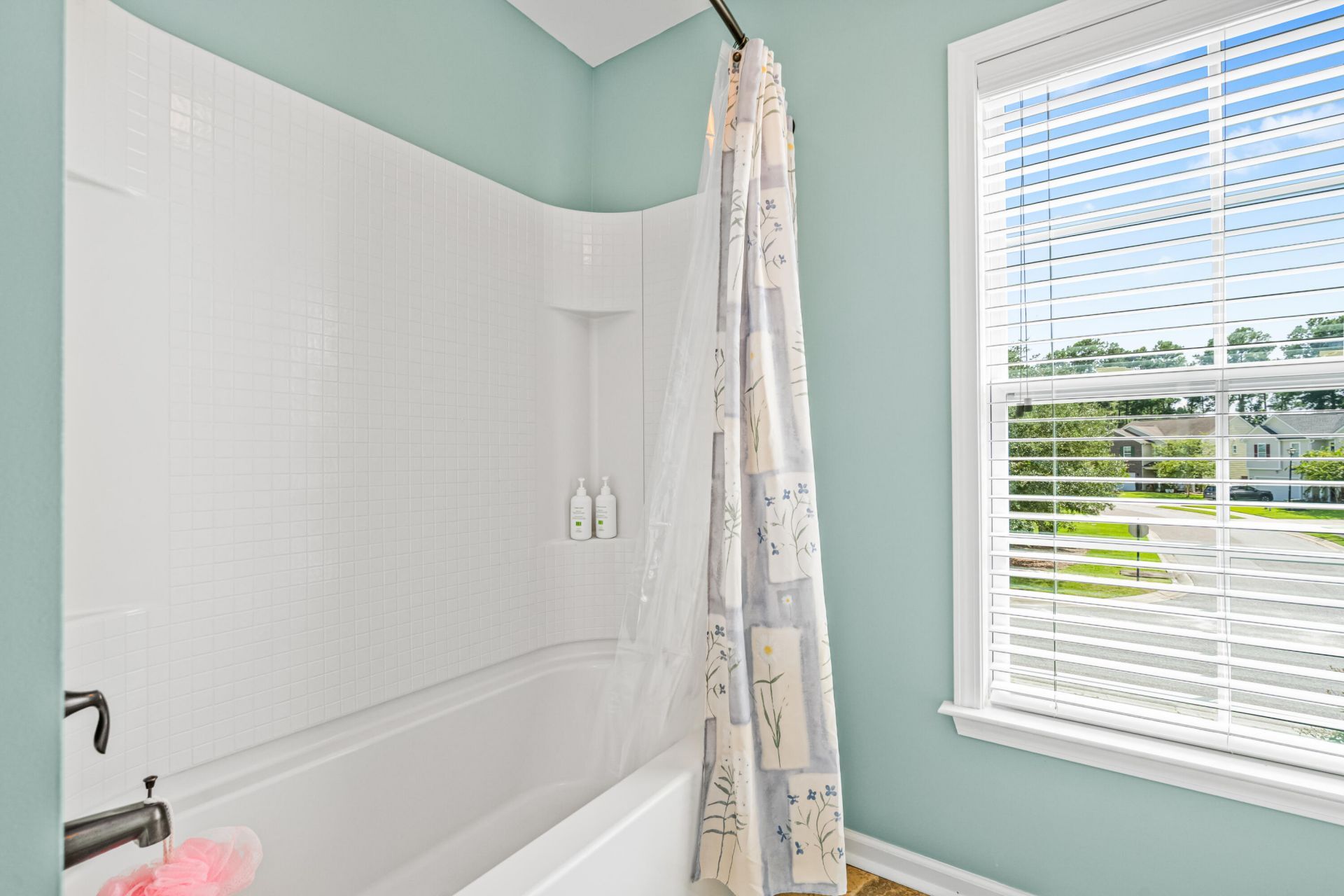 1005 Victoria Pointe Lane Photo 27