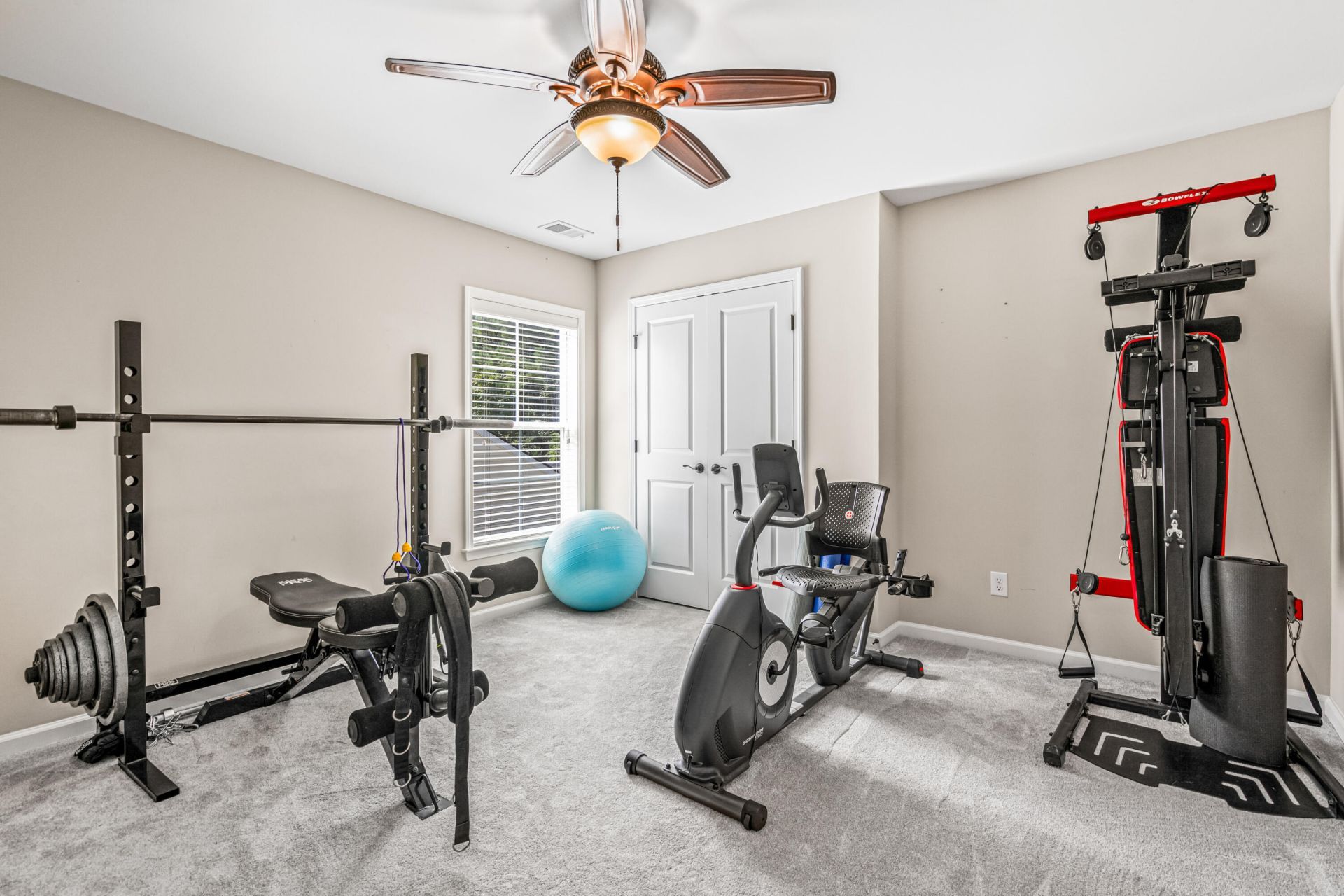 1005 Victoria Pointe Lane Photo 30