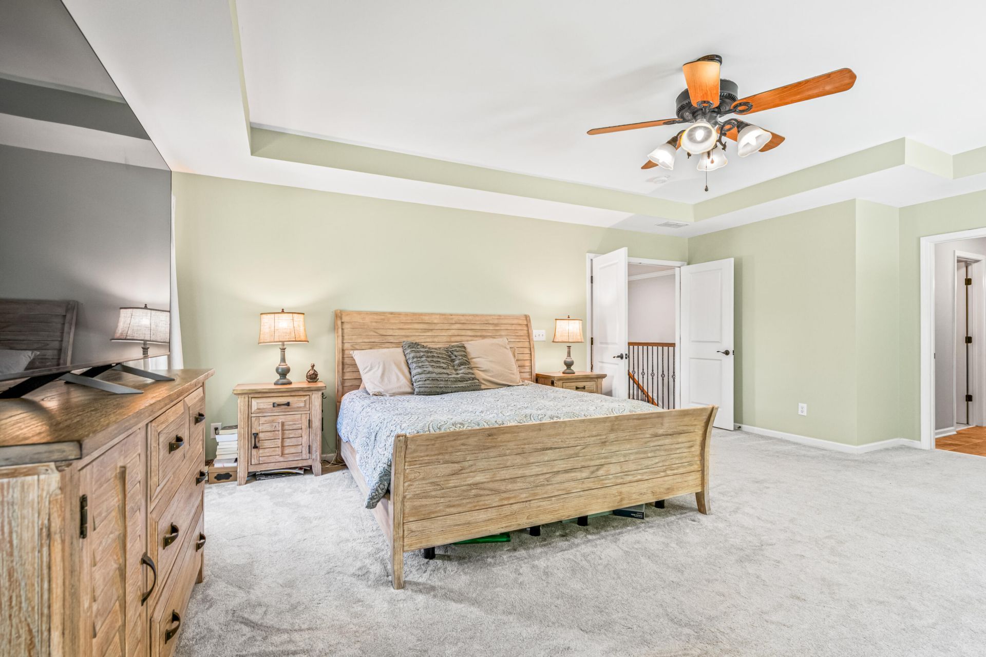 1005 Victoria Pointe Lane Photo 32