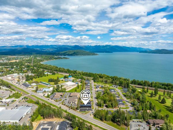 50 Carnelian AVE, UNIT 102, Ponderay, ID 83852