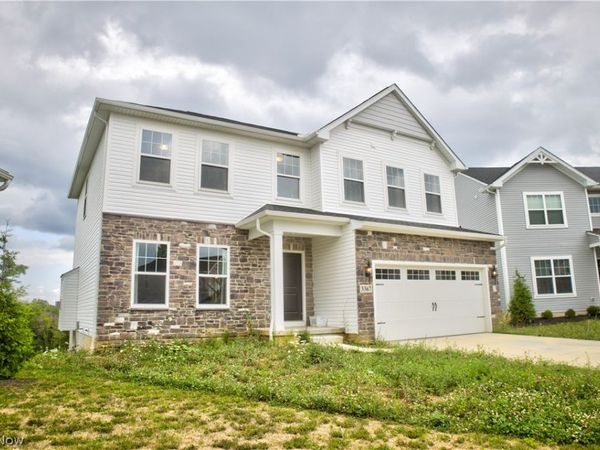 3367 Ponderosa , Green, OH 44685