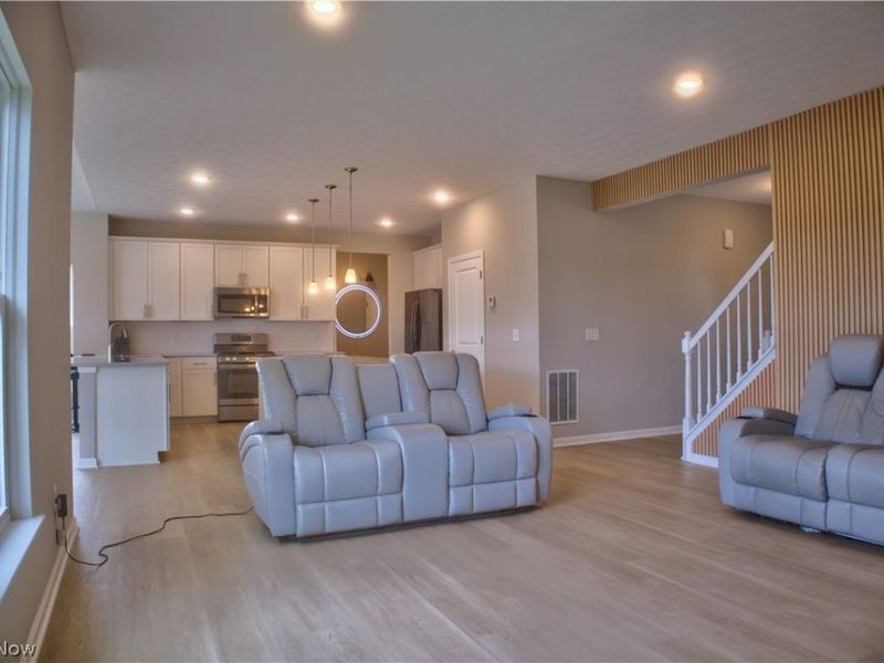 3367 Ponderosa , Green, OH 44685 Photo 14