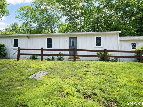 77 Scenic View, Unit 17, Deep River, CT 06417