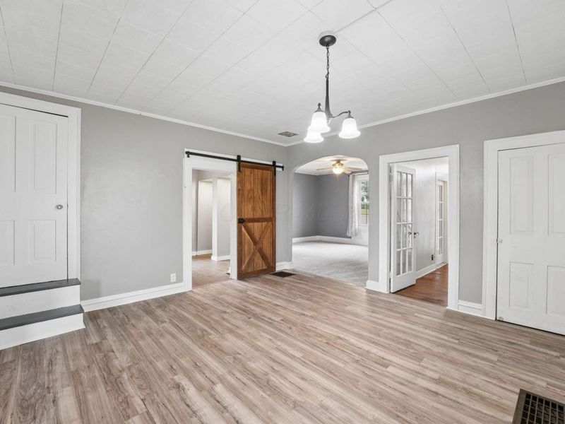107 W Sandusky Street, Fredericktown, OH 43019 Photo 11