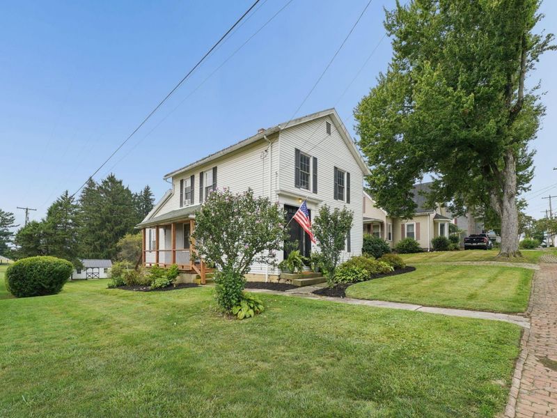 107 W Sandusky Street, Fredericktown, OH 43019 Photo 3