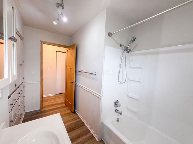 2221 Myrtle Avenue , Columbus, OH 43211 Photo 20