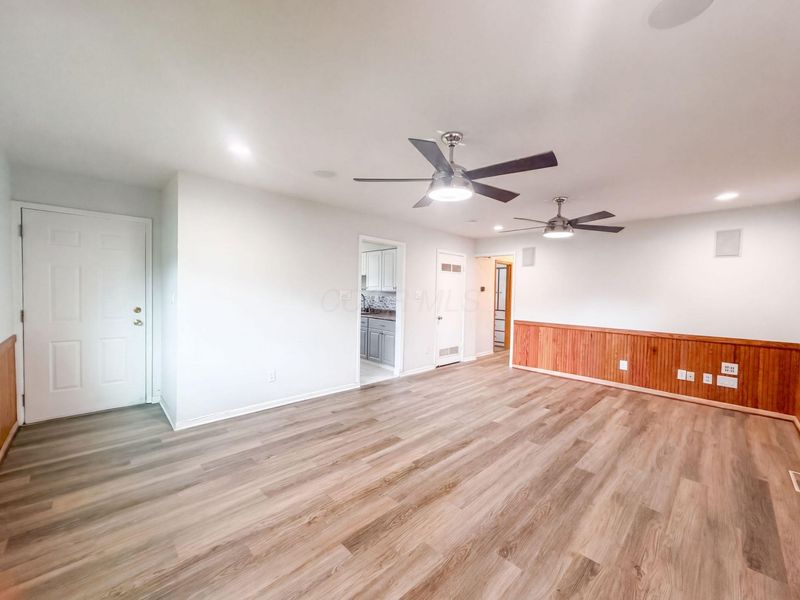 2221 Myrtle Avenue , Columbus, OH 43211 Photo 3